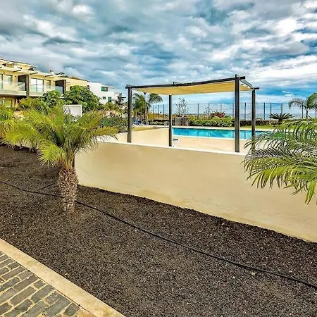 Amazing Luxury Seafront Near Golf & Ocean *