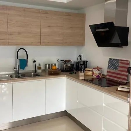 Amazing Luxury Seafront Near Golf & Ocean *