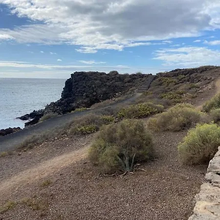 Amazing Luxury Seafront Near Golf & Ocean Villa