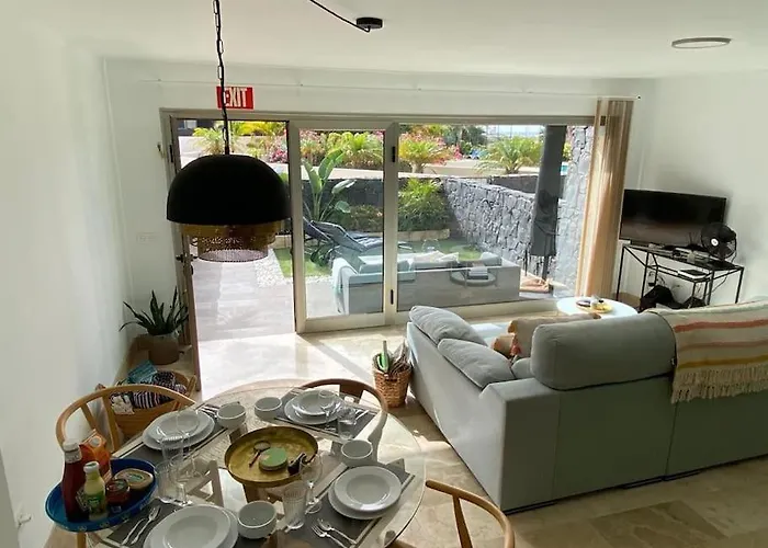 Villa Amazing Luxury Seafront Near Golf & Ocean *