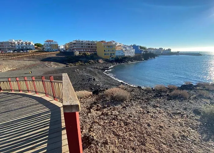 Amazing Luxury Seafront Near Golf & Ocean