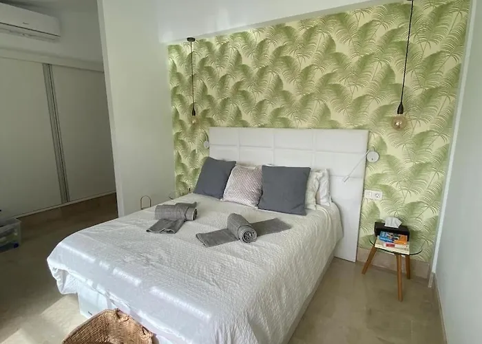 Villa Amazing Luxury Seafront Near Golf & Ocean *