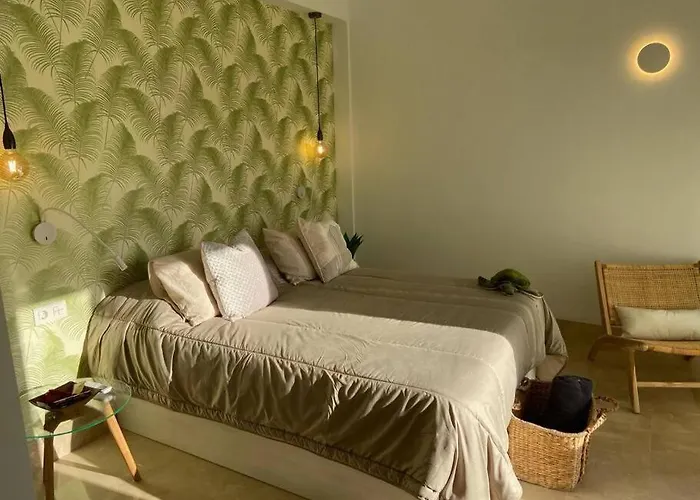 Amazing Luxury Seafront Near Golf & Ocean *