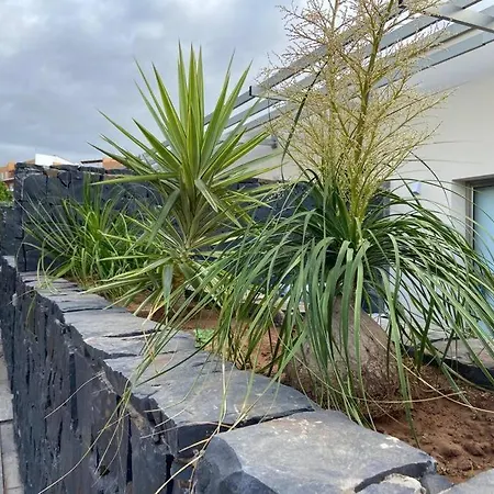 Amazing Luxury Seafront Near Golf & Ocean Villa *