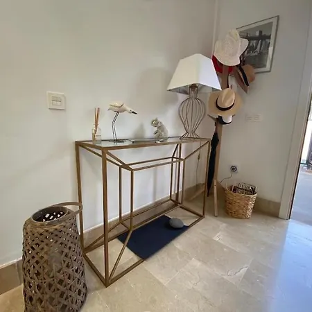 Вилла Amazing Luxury Seafront Near Golf & Ocean *