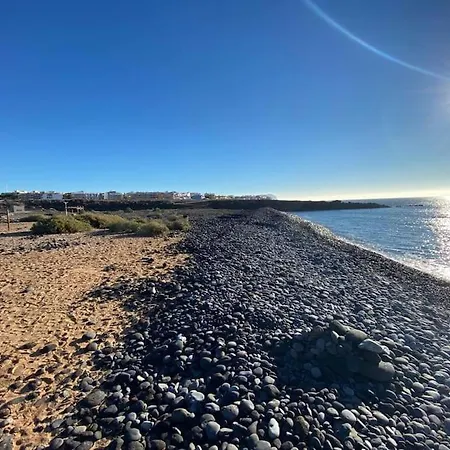 Amazing Luxury Seafront Near Golf & Ocean