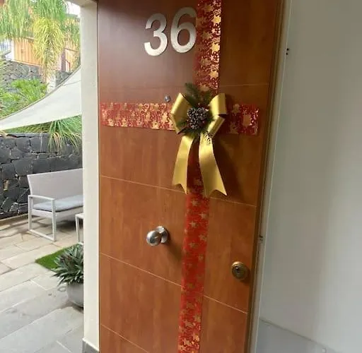 Amazing Luxury Seafront Near Golf & Ocean