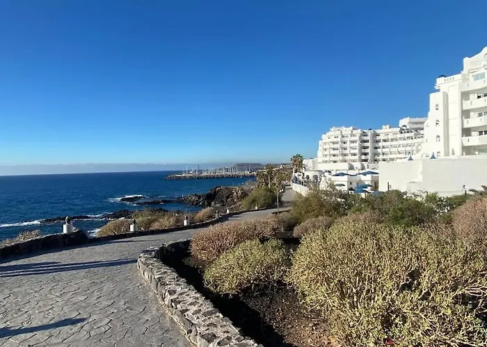 Amazing Luxury Seafront Near Golf & Ocean