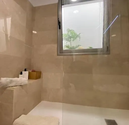 Amazing Luxury Seafront Near Golf & Ocean Villa