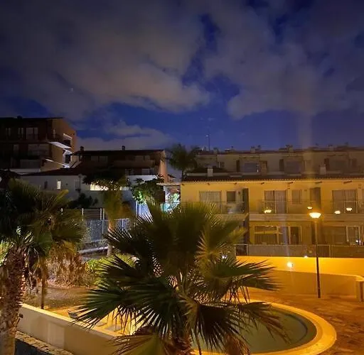 Amazing Luxury Seafront Near Golf & Ocean Villa *