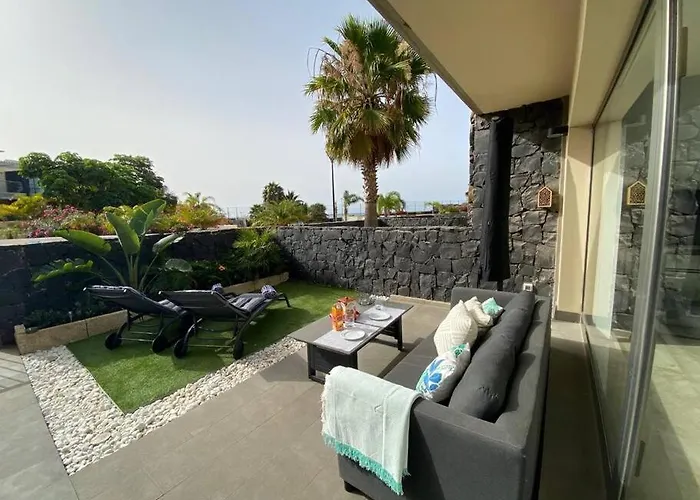 Amazing Luxury Seafront Near Golf & Ocean