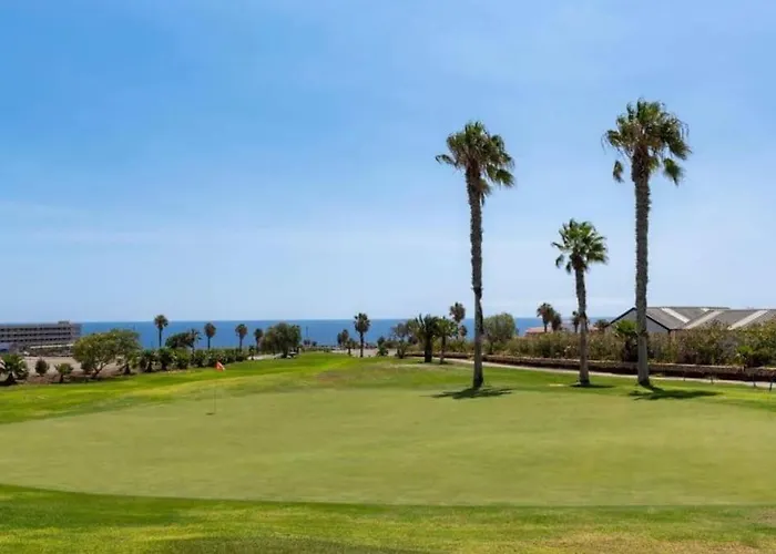 Amazing Luxury Seafront Near Golf & Ocean Villa *