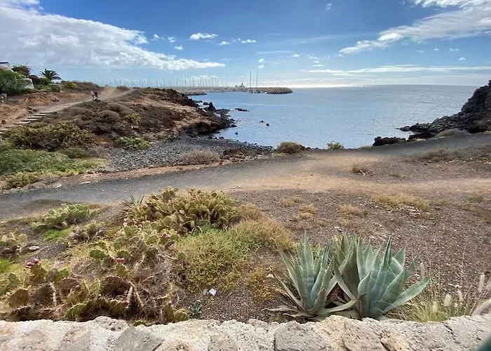 Amazing Luxury Seafront Near Golf & Ocean