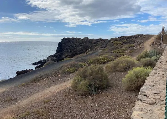 Amazing Luxury Seafront Near Golf & Ocean Villa