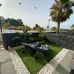 Amazing Luxury Seafront Near Golf & Ocean Villa