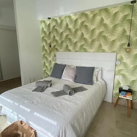 Вилла Amazing Luxury Seafront Near Golf & Ocean *